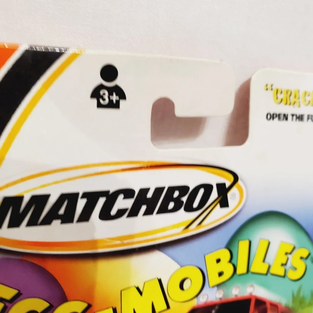 2002 Matchbox Egg-Mobiles 3 Eggs Each Contains One Matchbox Car, Pkg Has Issues
